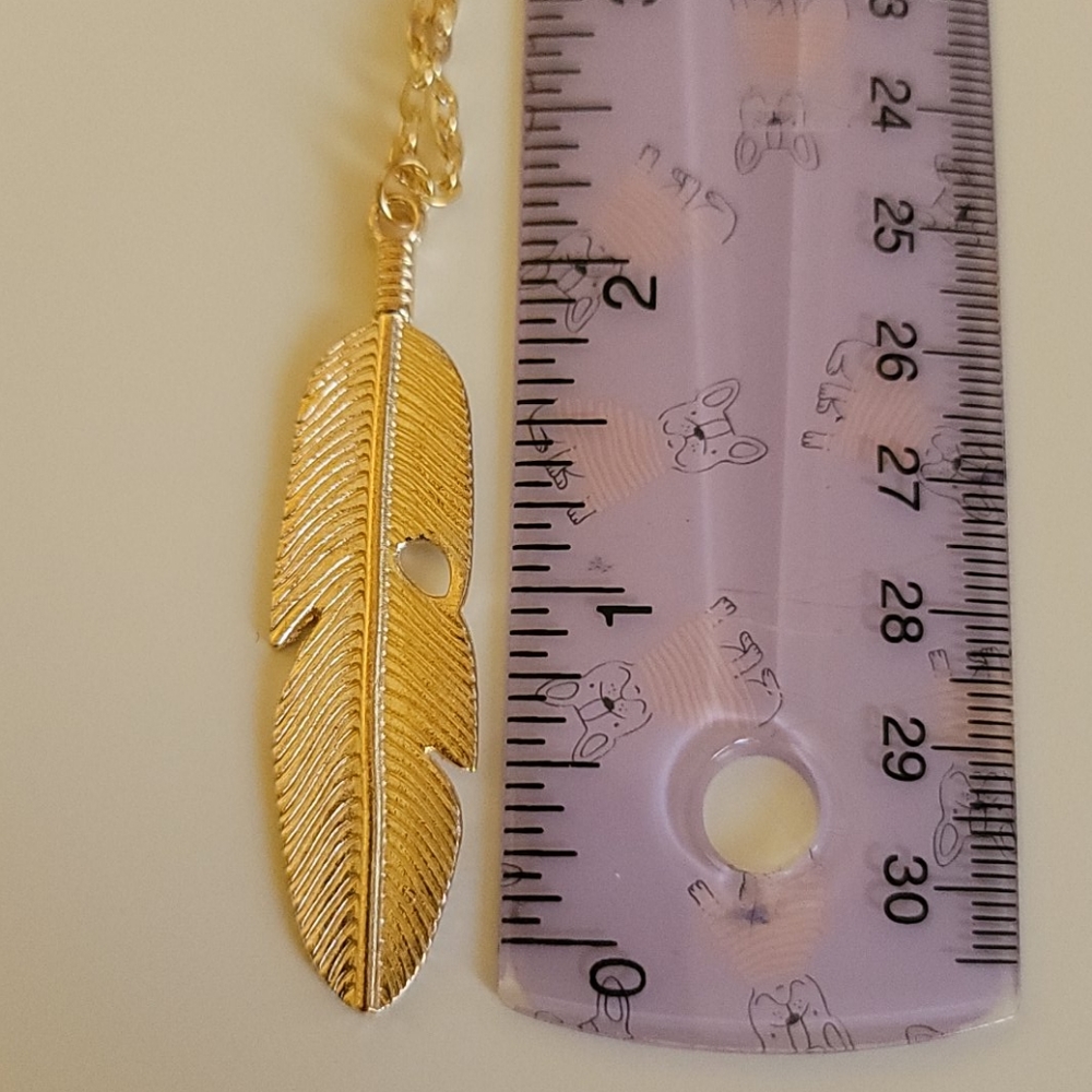 Feather Pendant Layered Necklace - Picture 3 of 4